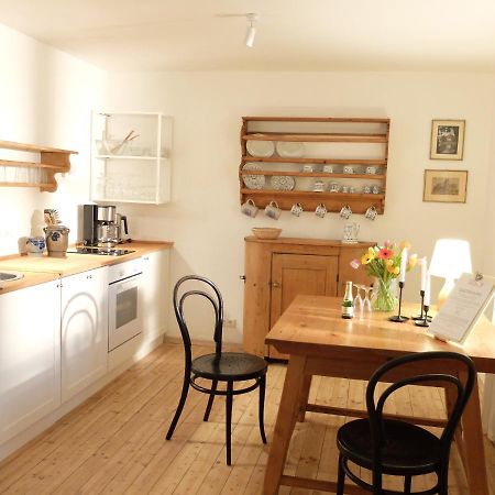 Gartenstudio-Apartment Tausendfreund - Adults Only - Am Chiemsee Breitbrunn am Chiemsee Eksteriør billede